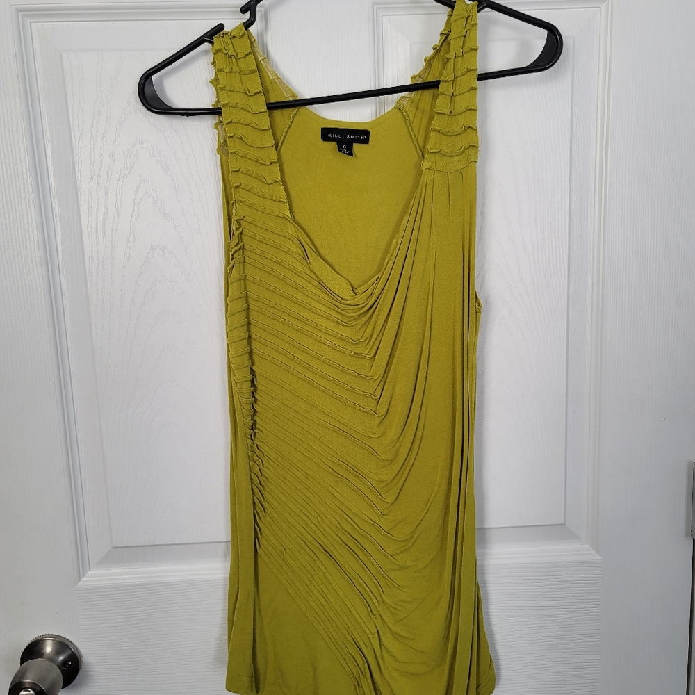 Green dressy top (5/$20)